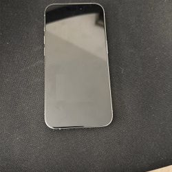 iPhone 15 pro Silver Unlocked