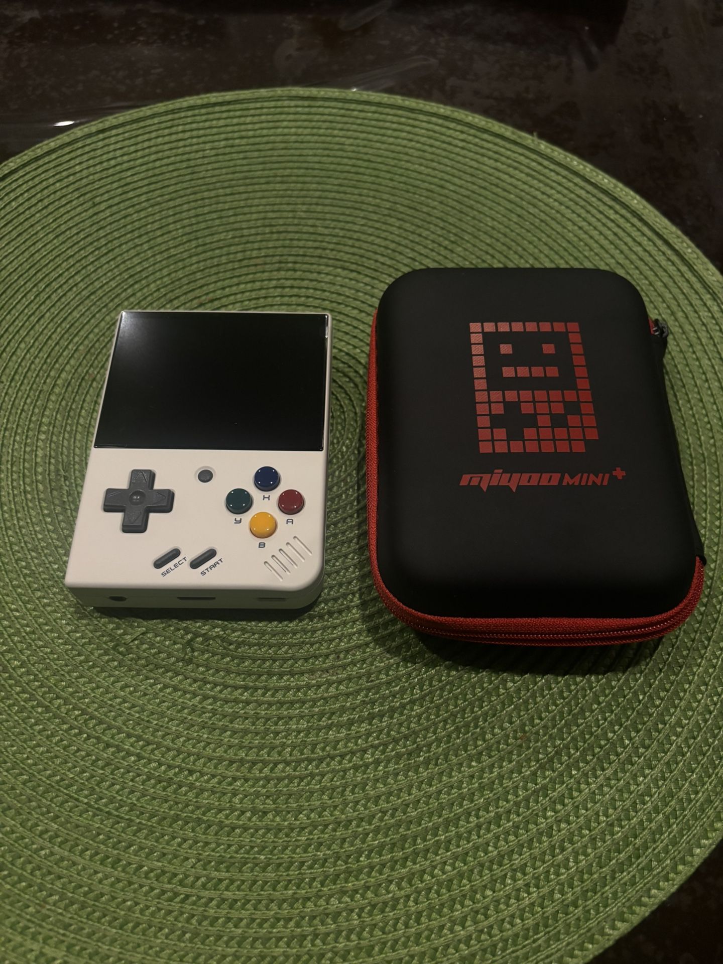 Brand New 64 GB Miyoo Mini Plus Portable Handheld Emulator