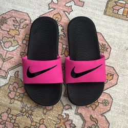 Nike flip-flops