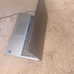 Dell Latitude 5540 Laptop 
