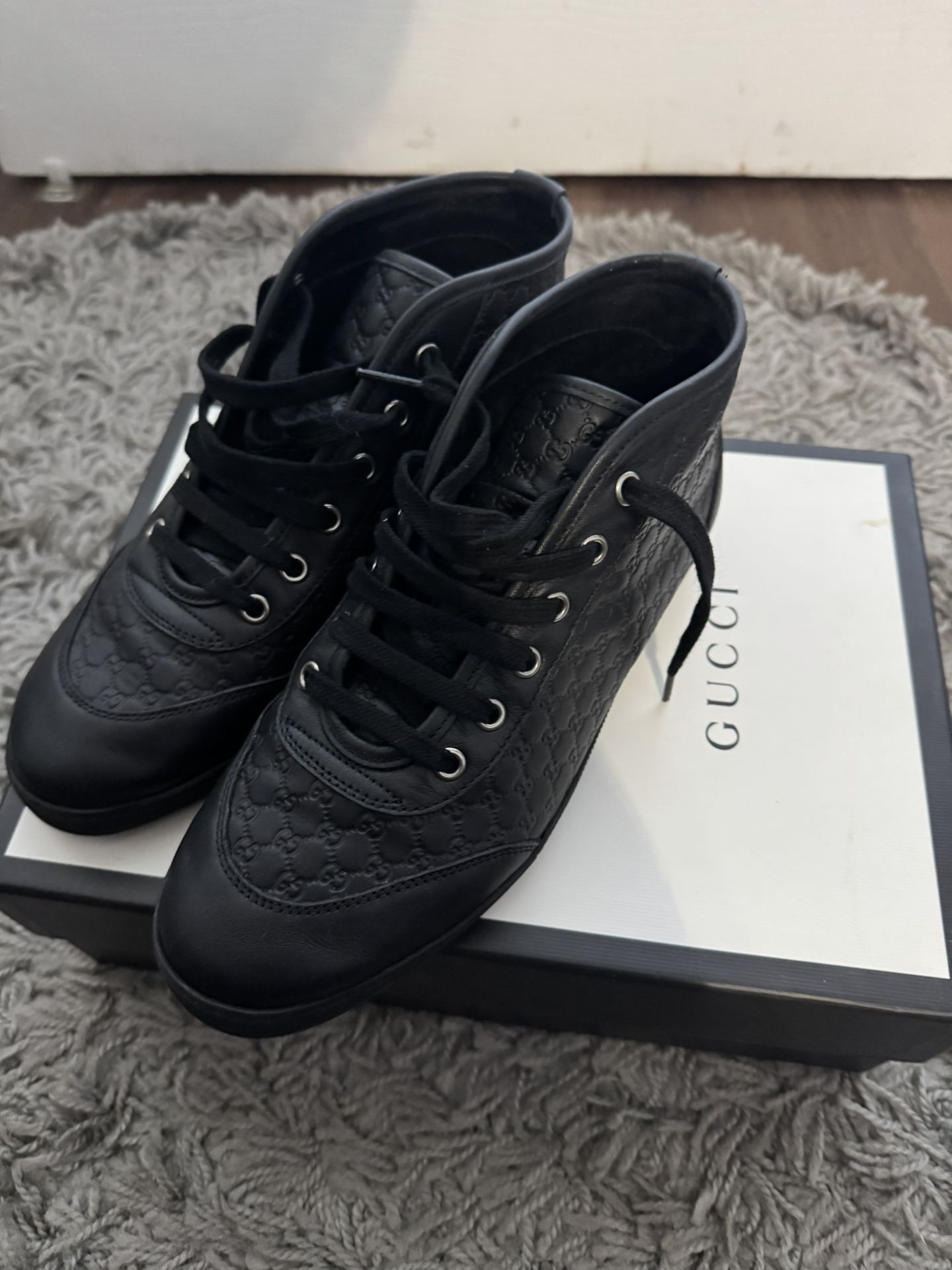 Authentic Gucci Sneakers