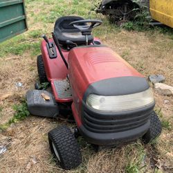 Craftsman Riding Lawnmower 