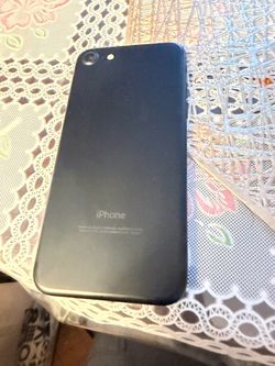 iPhone 7 32gb unlocked. Working excellent.