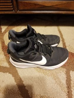Kid's Nike Star Runner Shoes Size 1.5