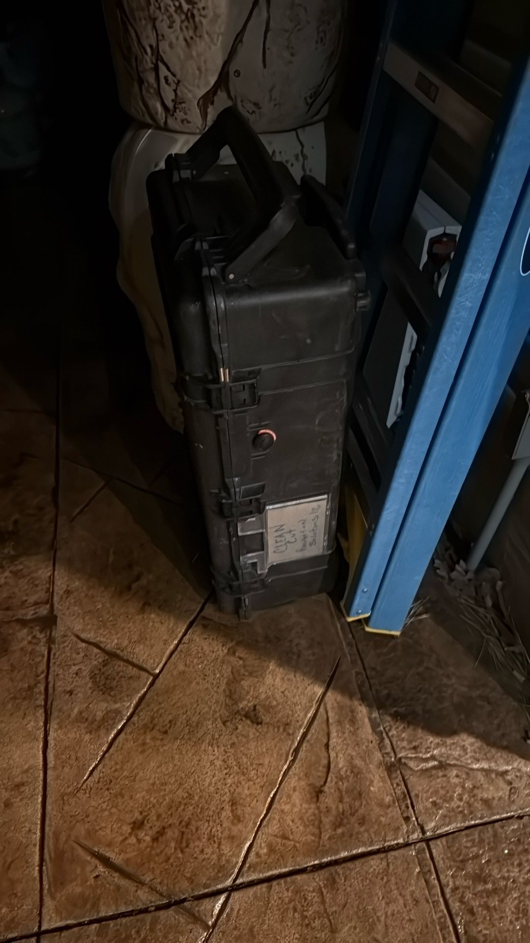 Pelicans 1670 Case For Tool Housing 