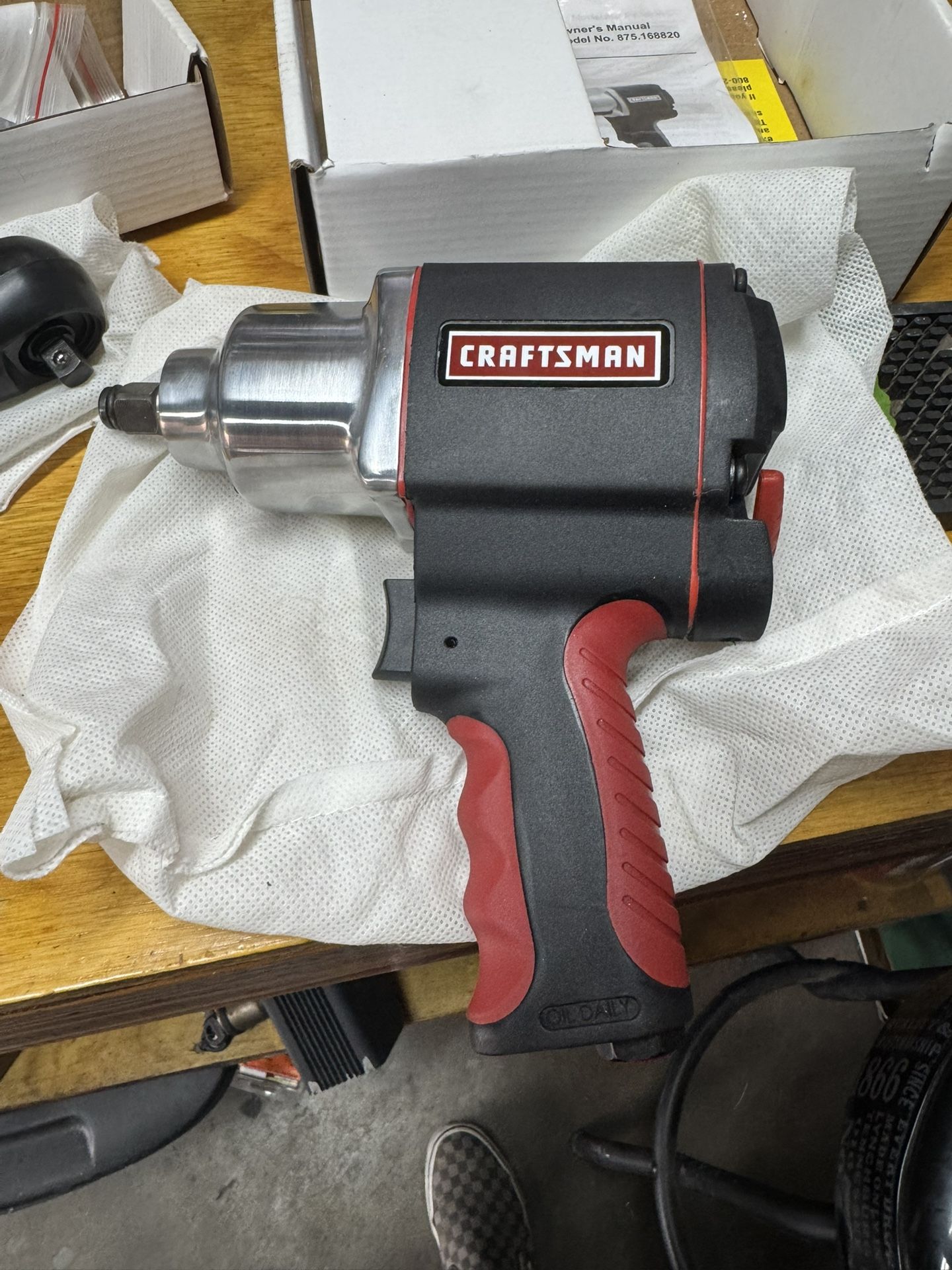 Brand New Craftsman 3/8 And 1/2 Air Ratchet Tools