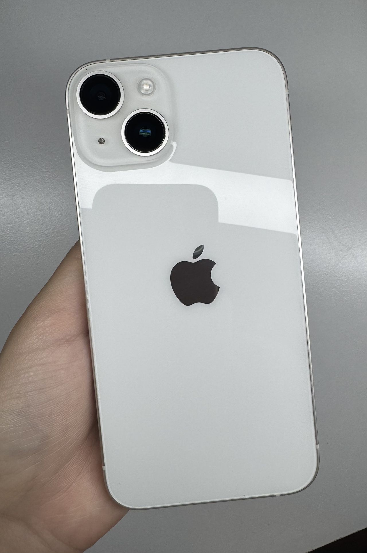 iPhone 14