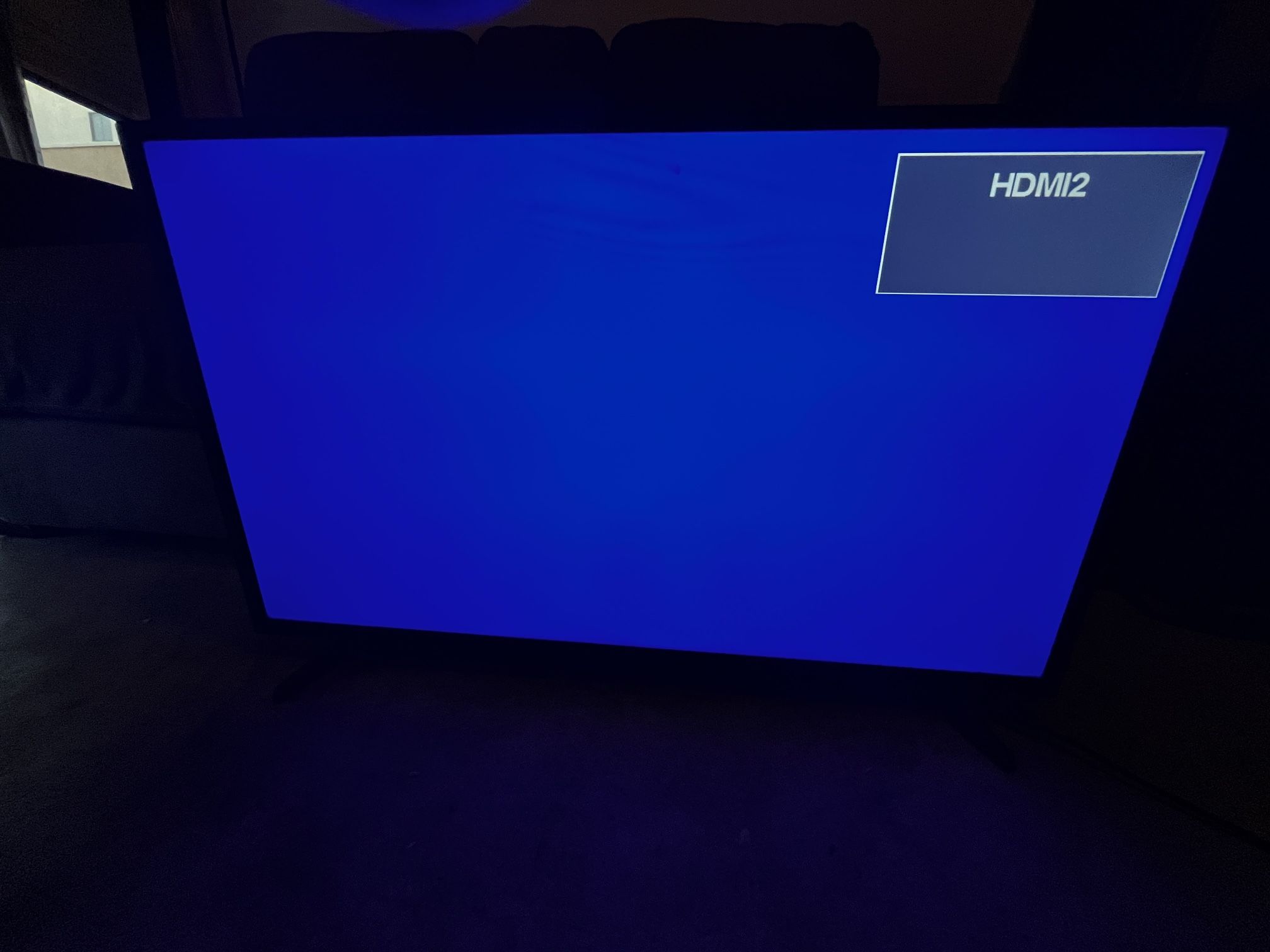 40" LED HDTV Avera 40AER10N