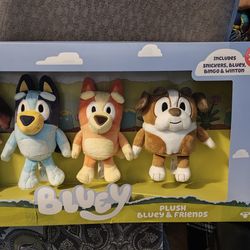 Bluey Plushie Set