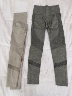 2 Leggings