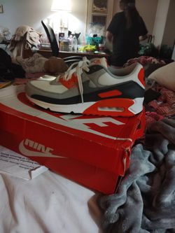 Men's Nikis