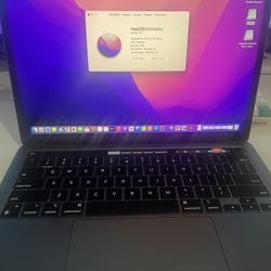 Apple MacBook Pro 2022