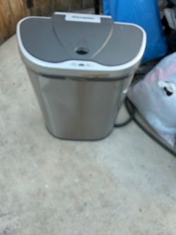 Dual Garage can 40 obo