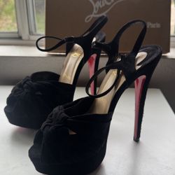 Christian Louboutin Black Suede Platform Heels with Box – Size EU 37 (around 6.5-7 in U.S.)