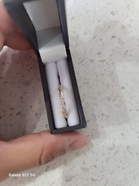 Engagement Band