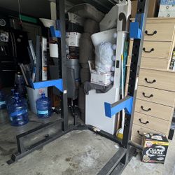 Squat Rack, Chest/Shoulder Press Rack, Dead Lift Rack, Pull Up Bar
