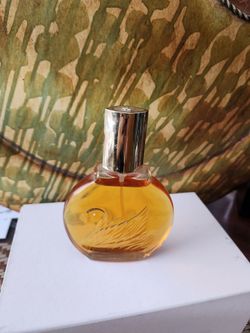 Women Perfume/ fragance  Gloria Vanderbilt  3.4 fl oz
