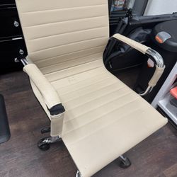 Adjustable Office Chair By Urban Standard 