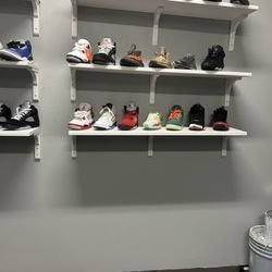 Lots Of Jordan’s Dunks Yeezys Read Description 