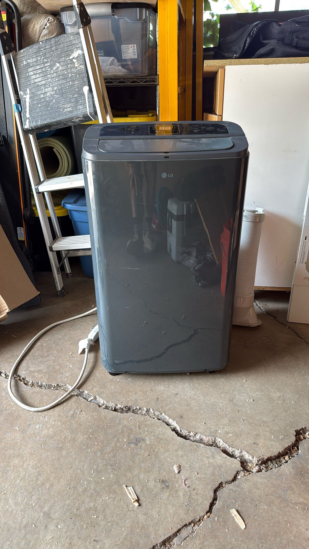 LG Portable A/C