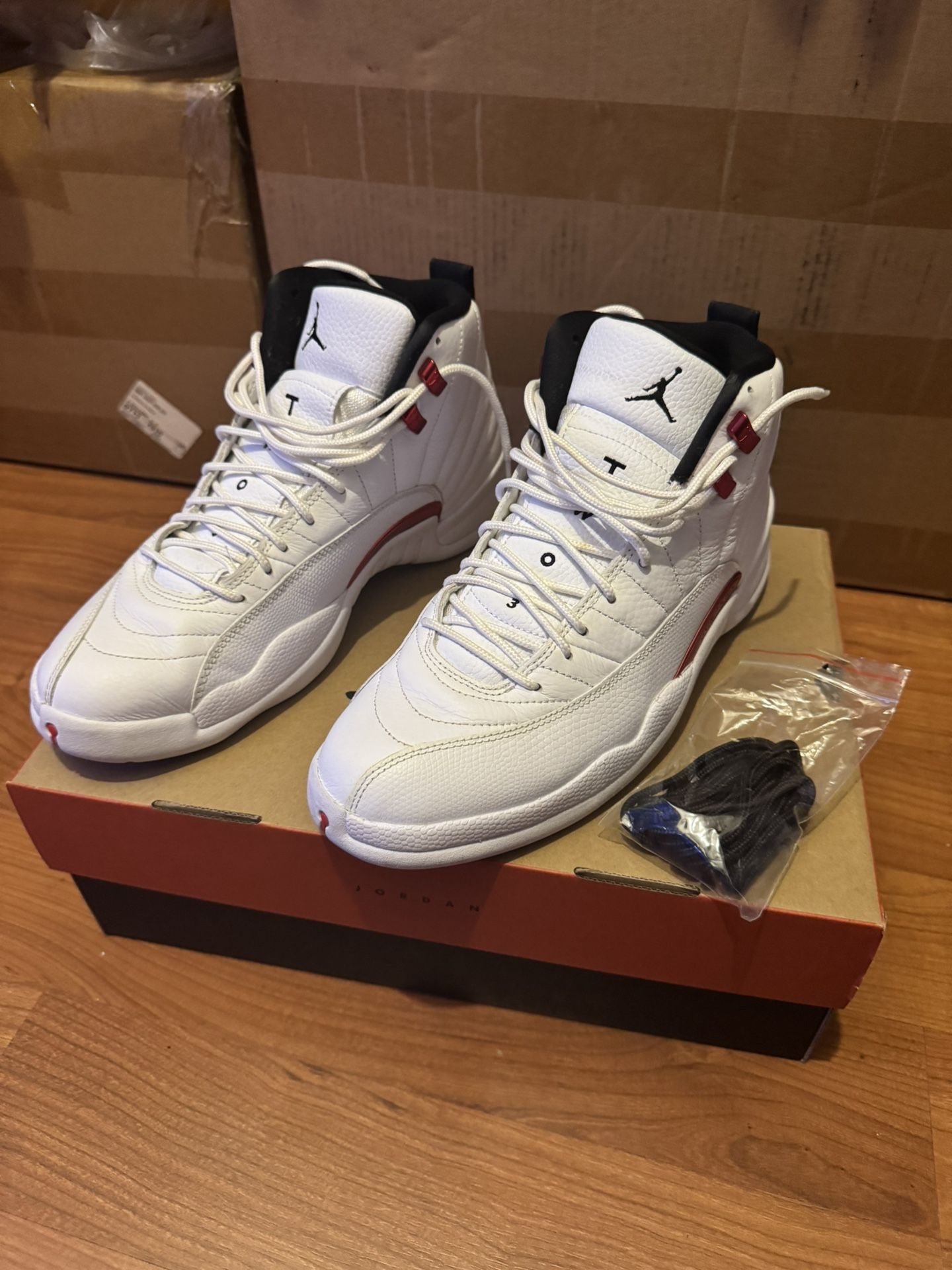 Jordan 12 (Size: 11)