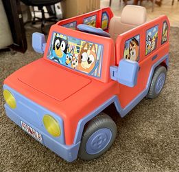 Bluey 12V ride on car
