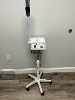 Facial steamer