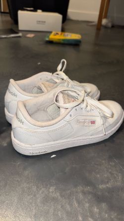 Reebok women size 6