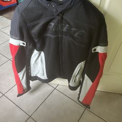  Chamarra Para Motorcycle Casi Nueva Size Medium Dainese $80 