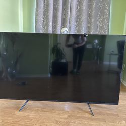 70 Inch Hisense TV 