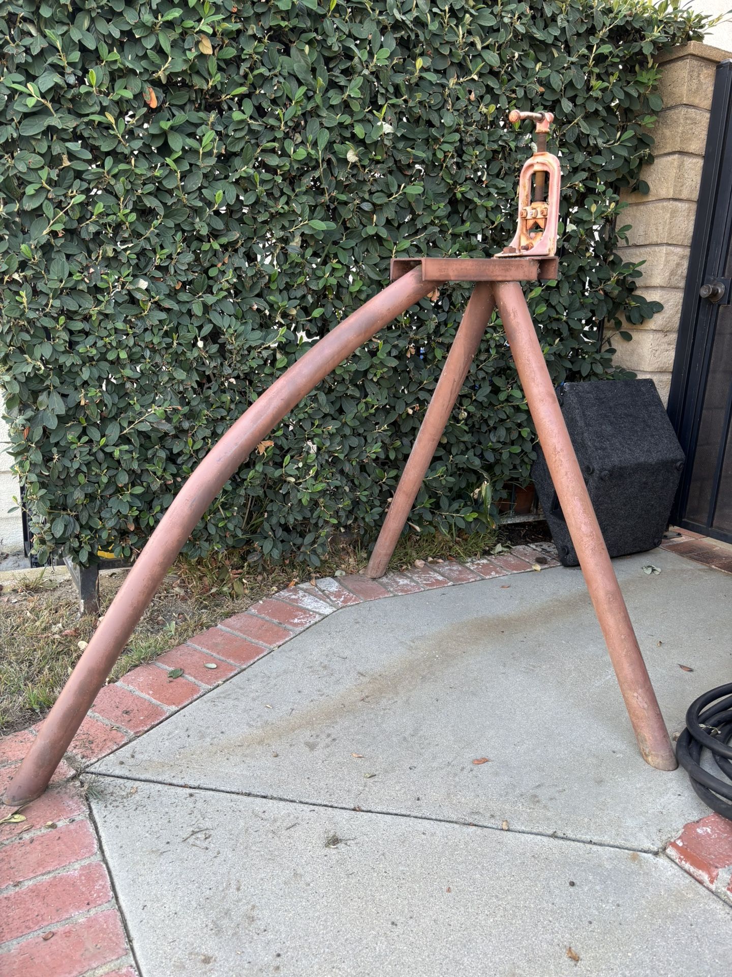 Vise Stand