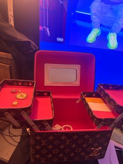 Makeup Box