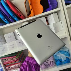 Ipad 4ta Generation 32gb. Wiffi Cell Con Chip $70
