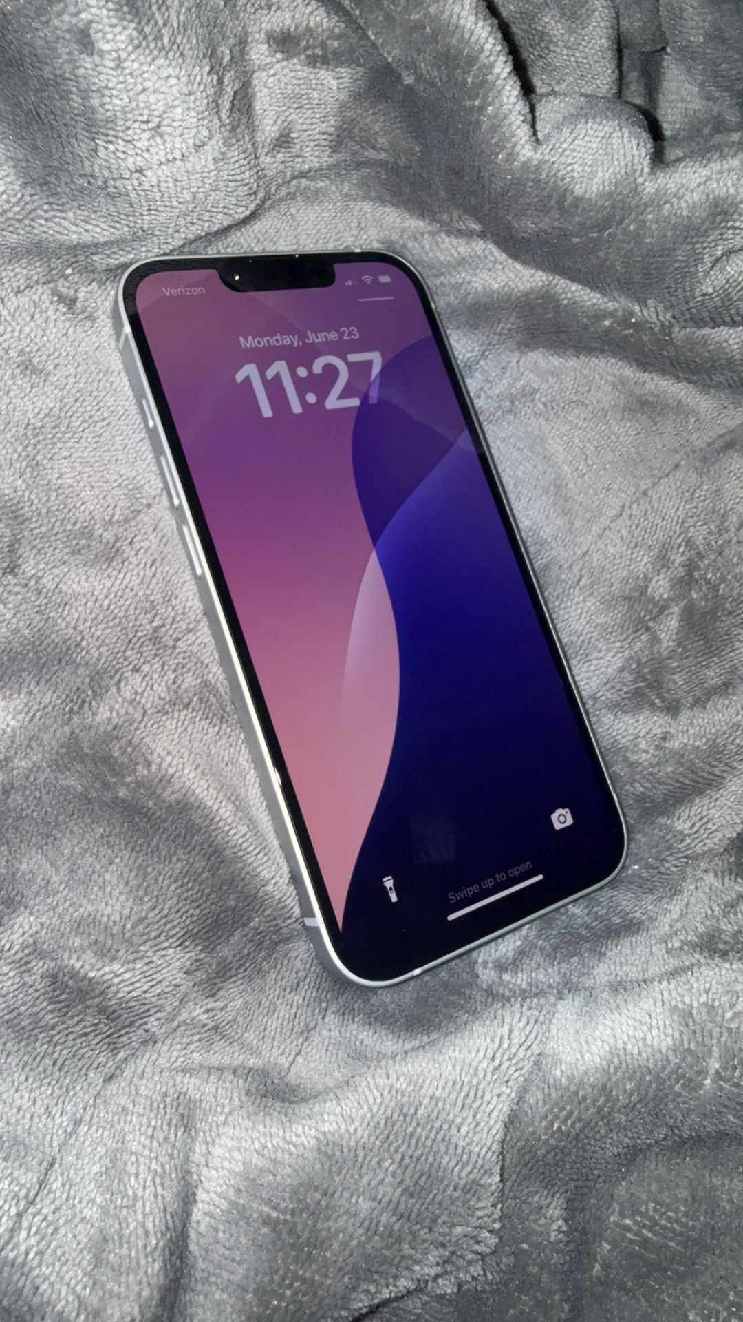 iPhone 16e