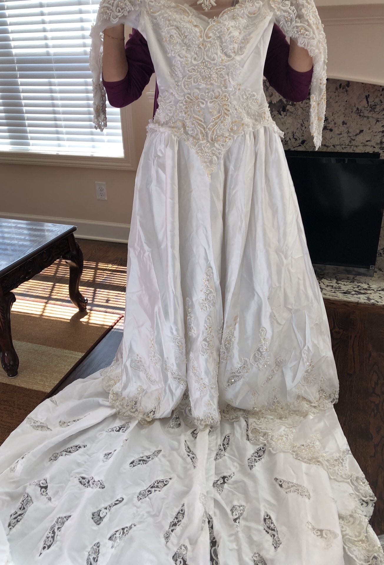 Wedding Dress w/ Bouquet