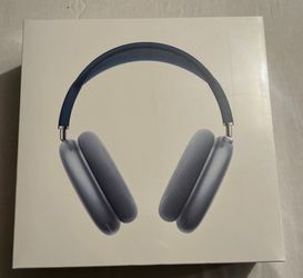 Apple AirPods Max sky blue