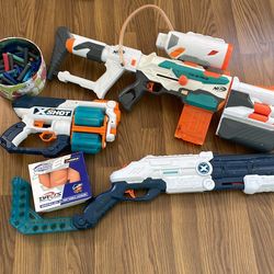 5 PC Nerf &  Zuru X-shot dart blaster guns, with 30+ bullets and rockets, all tested & working