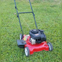 Gas Push Lawn Mower With New Blade $150 Firm