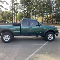 1999 Mazda B-Series Pickup