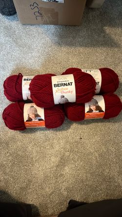 5 Skeins Bernat Softee Chunky Yarn - Wine