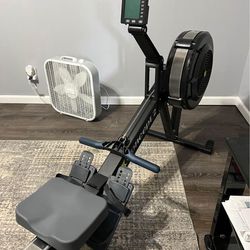 Concept-2 Rower-Indoor Rowing’ Machine-Blackboard
