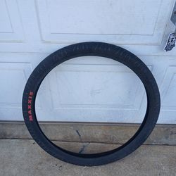 1 29' Hookworm Tire
