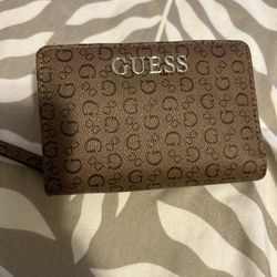 GUESS WALLET