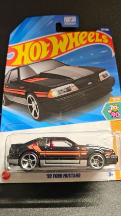 Hot Wheels Black with Red Stripe 1992 Ford Mustang HW 70's vs 90's