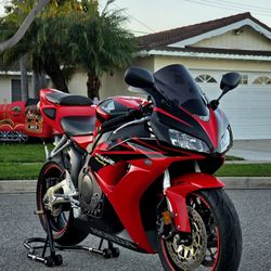 2006 Honda CBR1000RR 
