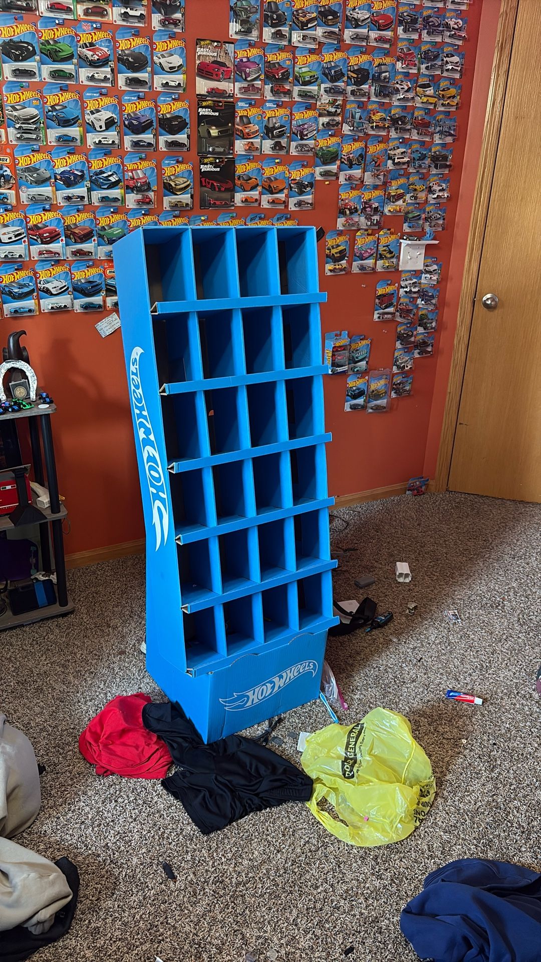 Hotwheels Shipper 60 car 40$ Or Best Offer
