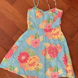 New Beautiful Aeropostale  Ladies Size Small Dress or Junior ‘s  Fits Girls 14/16