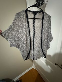 Gray & black lace trim cardigan in size M #lace #knitwear