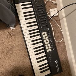 Novation Launchkey 49 