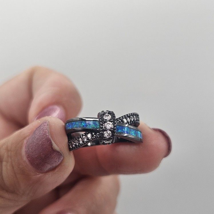 10 Kt Cubic Zirconia Opal Ring Size 6
